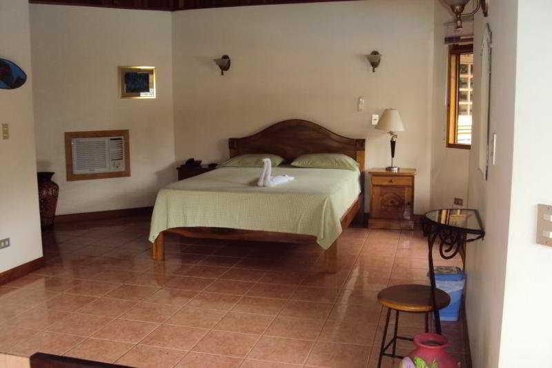 Hotel Villa Acacia Playa Hermosa  Exteriör bild